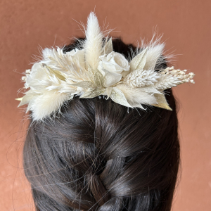 Broche fleurs séchées cheveux